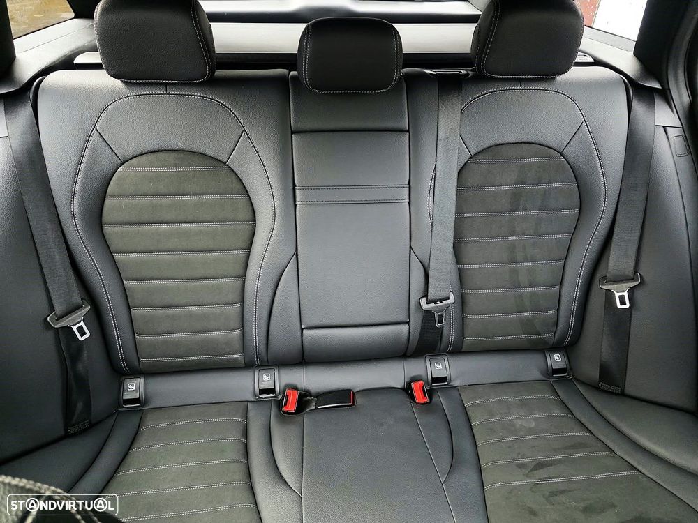 Mercedes-Benz C 300 - 12