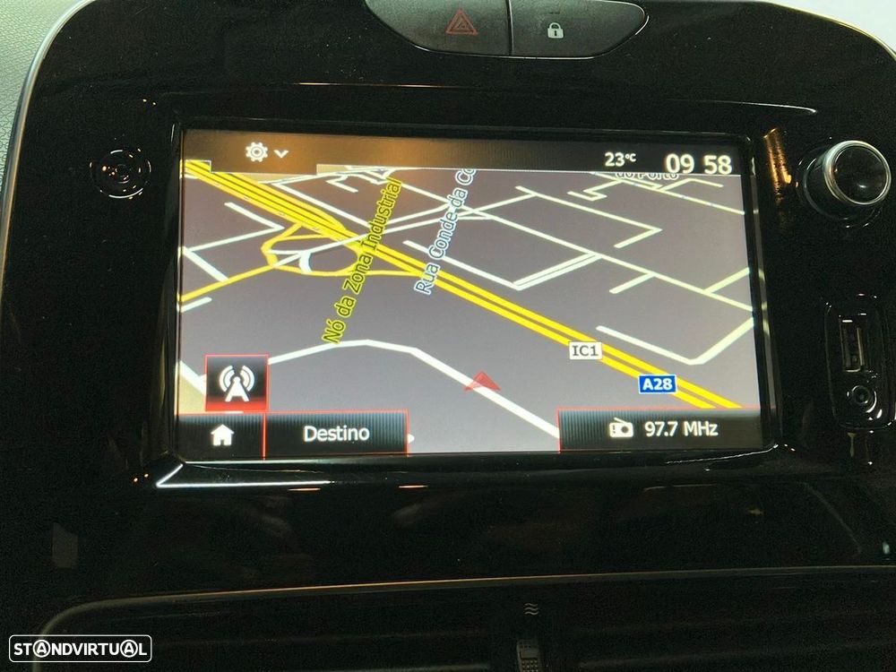 Renault Clio 0.9 TCe Limited Edition - 12