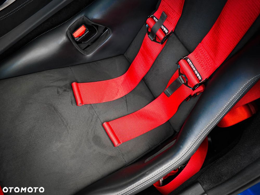 Mercedes-Benz AMG GT R - 19