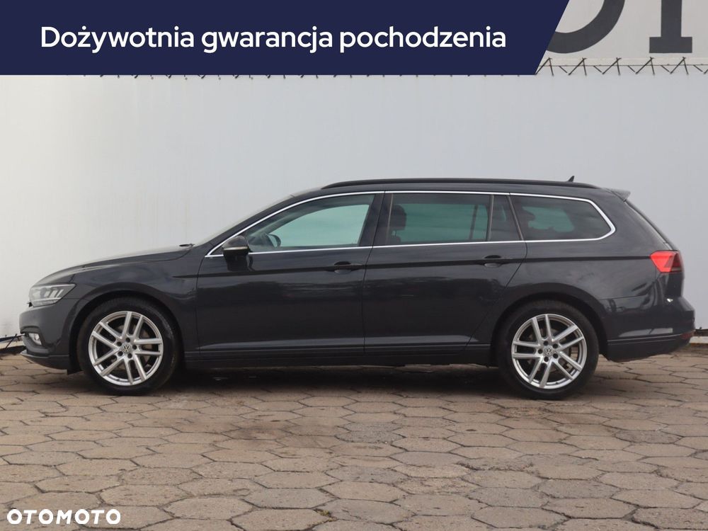 Volkswagen Passat Variant - 4