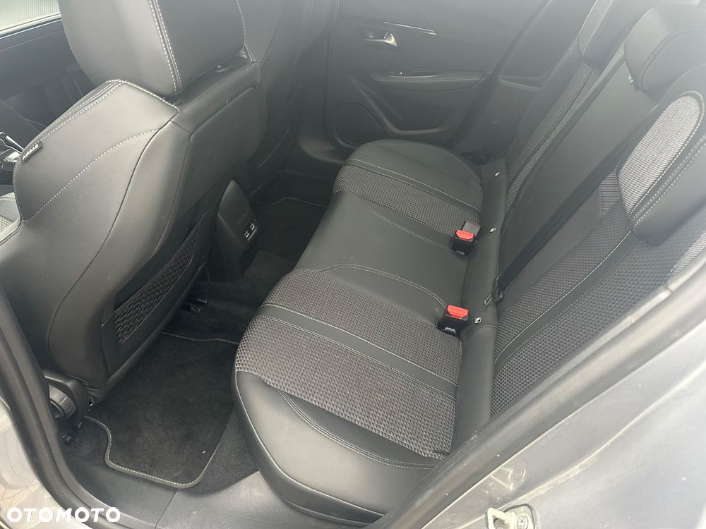 Peugeot 208 PureTech 100 GT Pack - 10