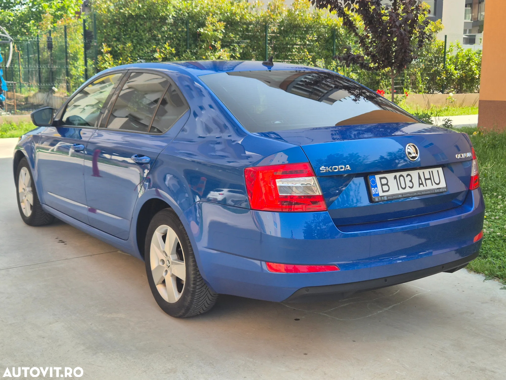 Skoda Octavia 1.6 TDI ELEGANCE - 7