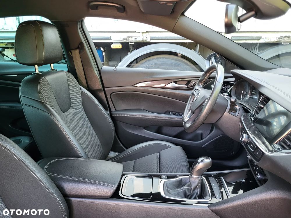 Opel Insignia 1.6 Innovation - 32