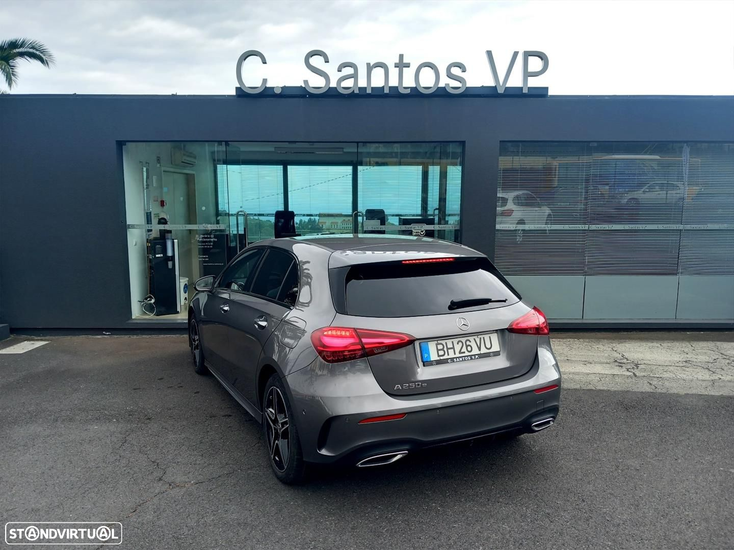 Mercedes-Benz A 250 e - 3
