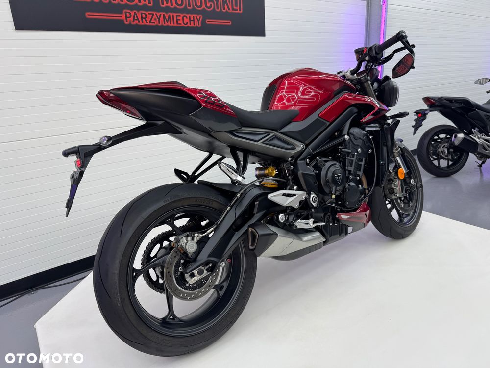 Triumph Street Triple - 3