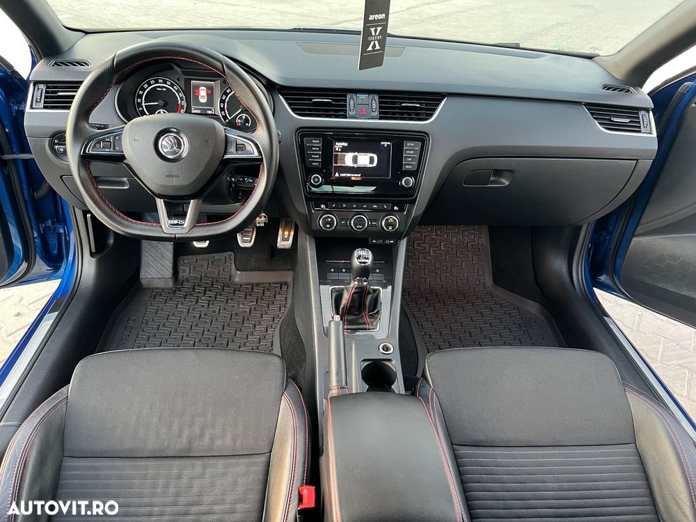 Skoda Octavia 2.0 TDI RS - 34