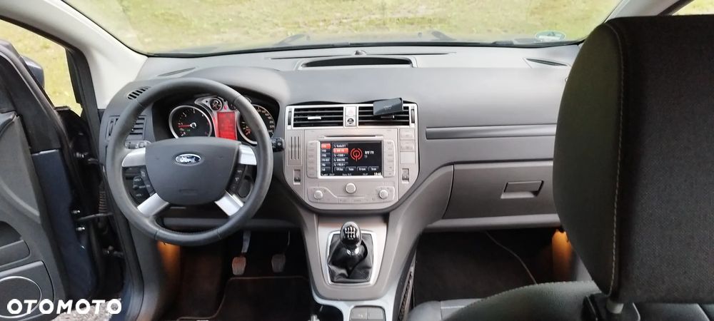 Ford Kuga 2.0 TDCi 4WD Trend - 29