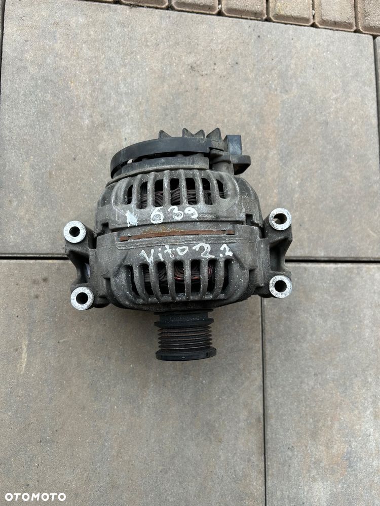 Alternator Mercedes Vito Viano w639 2.2  A0131541002  200A - 1