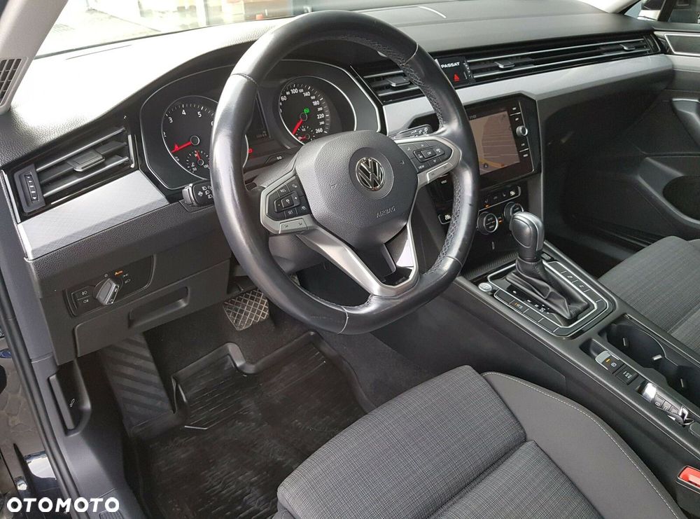 Volkswagen Passat Variant 2.0 TSI Elegance DSG - 18