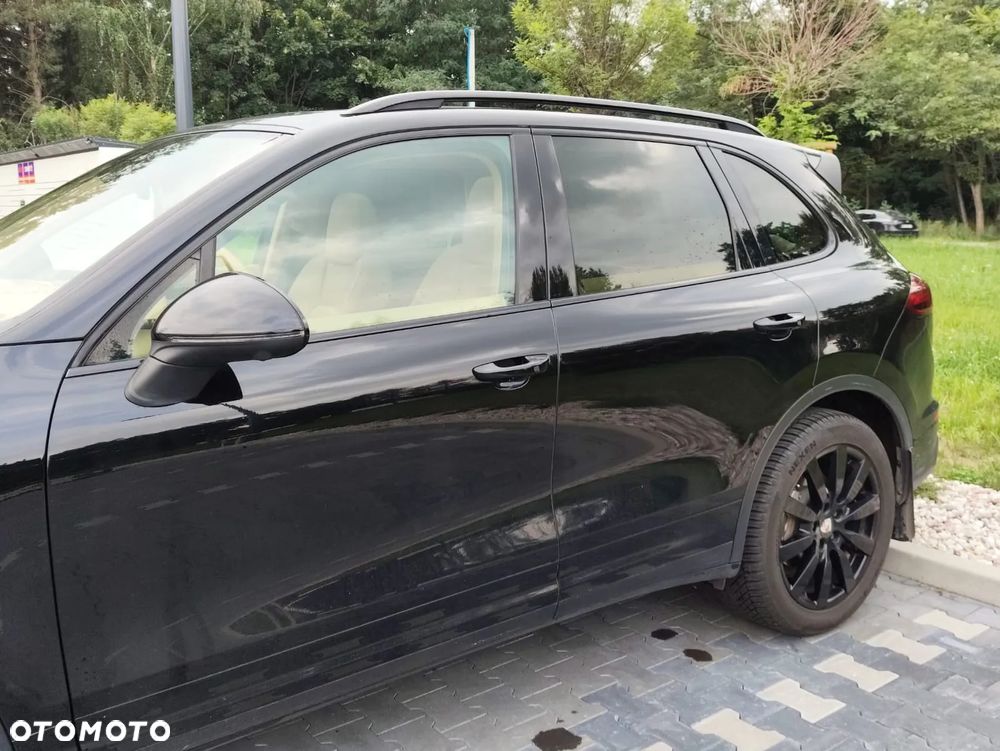 Porsche Cayenne S - 5