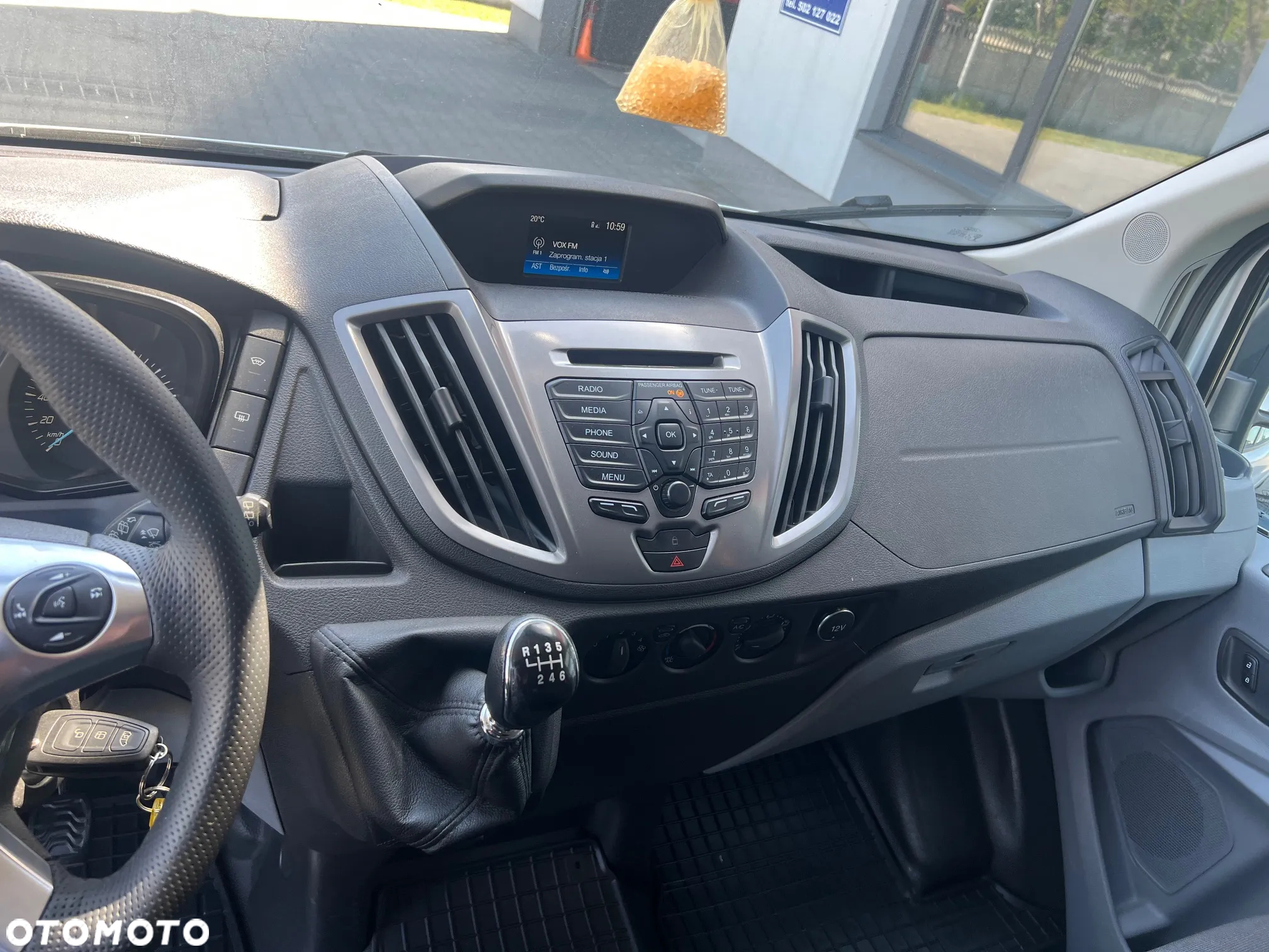 Ford Transit - 13