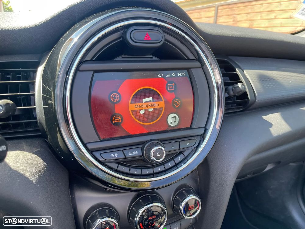 MINI Cabrio Cooper D - 13