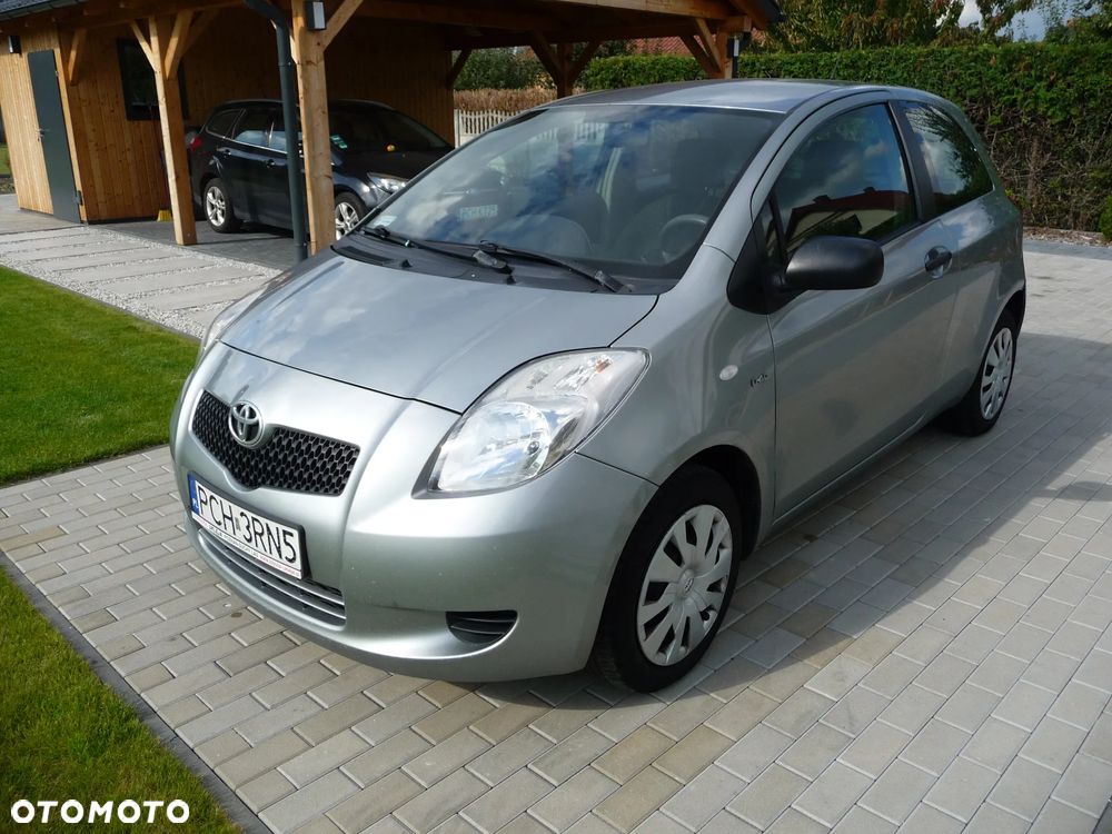 Toyota Yaris - 2