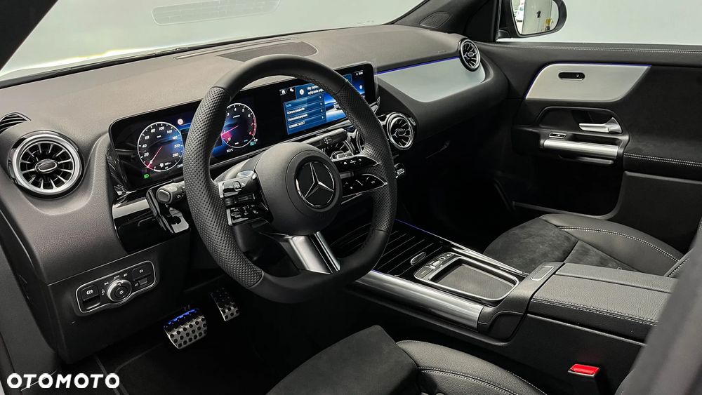 Mercedes-Benz GLA 200 mHEV AMG Line 7G-DCT - 14