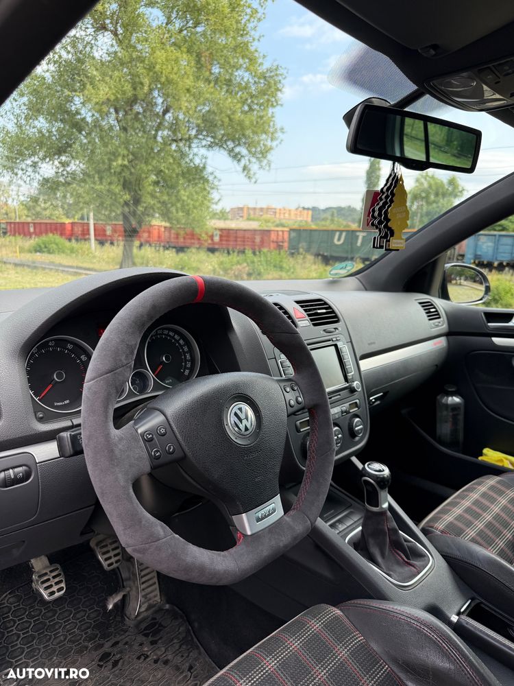 Volkswagen Golf 2.0 FSI GTI 30 Edition - 7