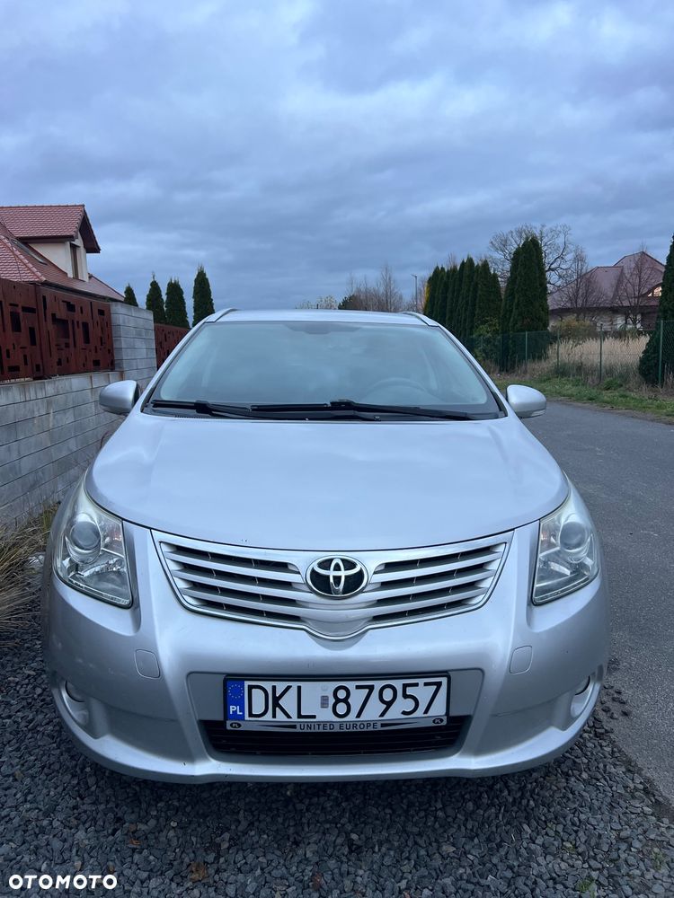 Toyota Avensis 2.0 D-4D - 8