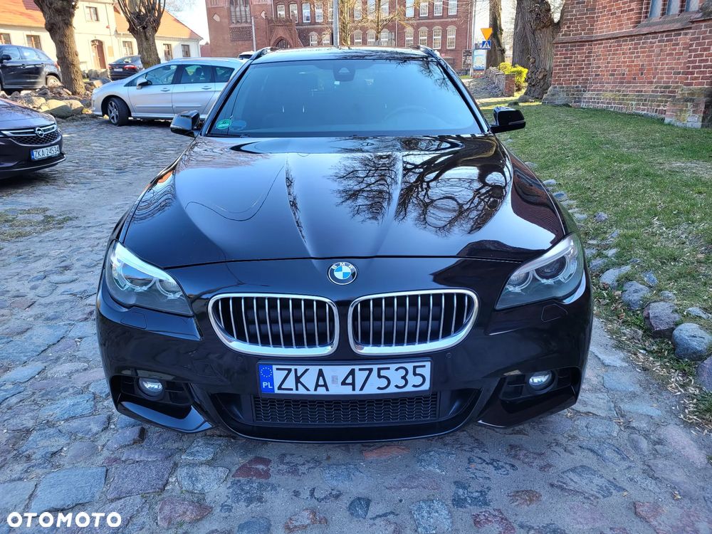 BMW Seria 5 530d xDrive Sport-Aut Luxury Line - 7