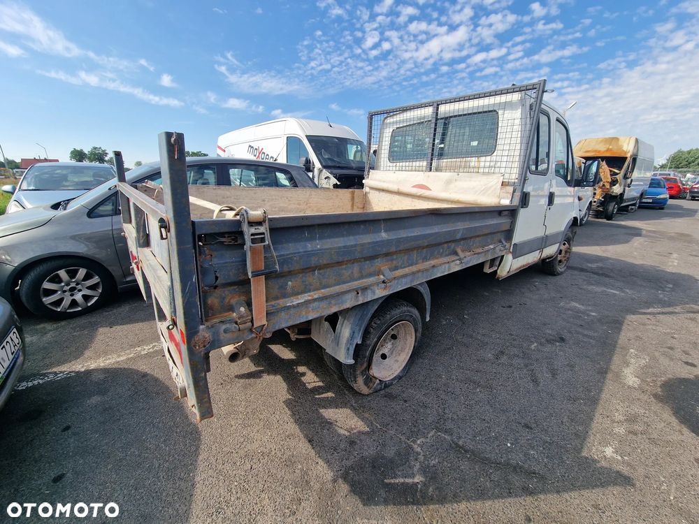 IVECO 2004 – 85 kW – całe na części - 7