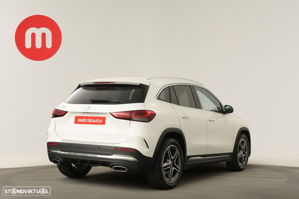 Mercedes-Benz GLA 200 AMG Line - 4