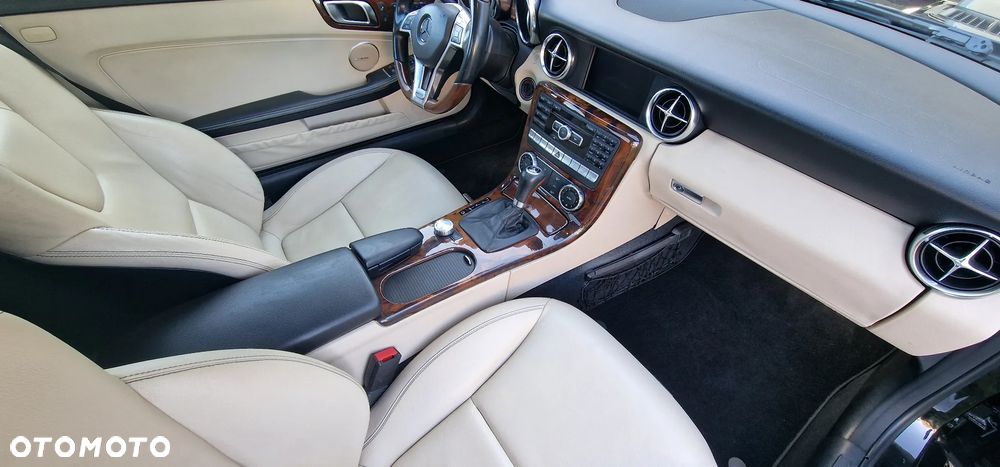 Mercedes-Benz SLK 350 7G-TRONIC Sport - 21