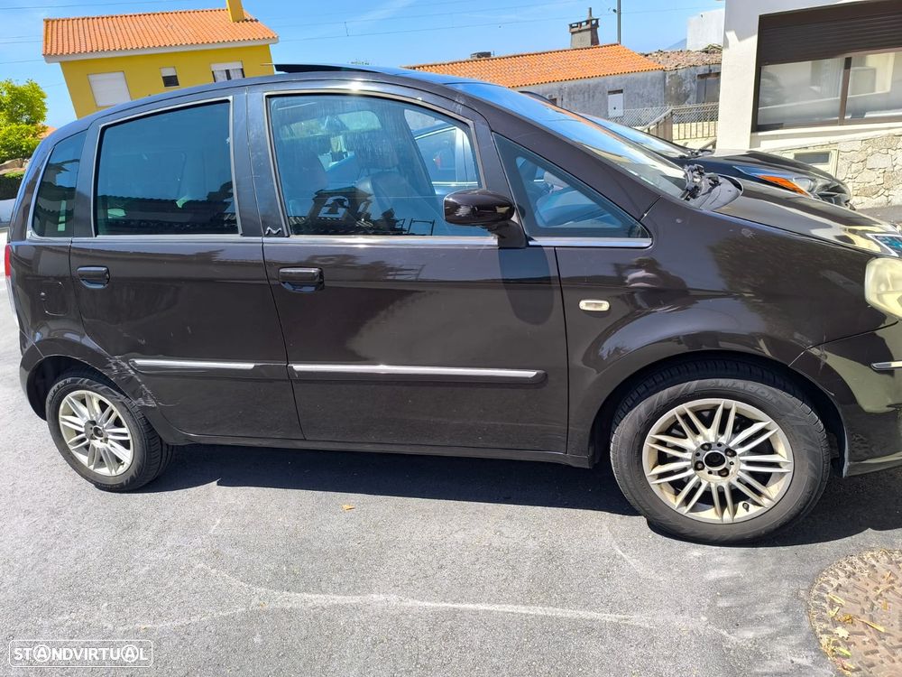 Lancia Musa 1.3 16V M-jet Oro Executive - 2