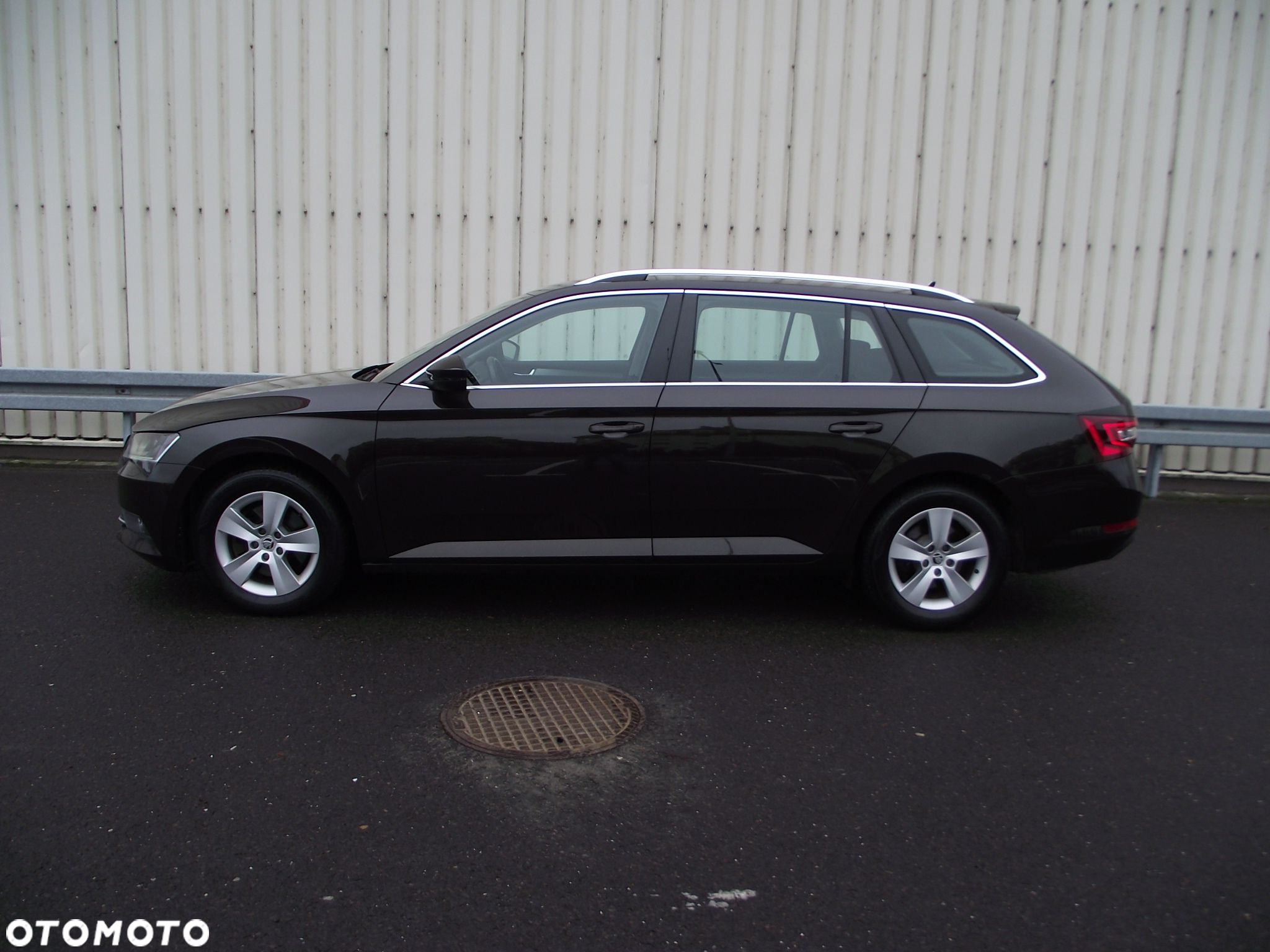 Skoda Superb 1.8 TSI Ambition - 12