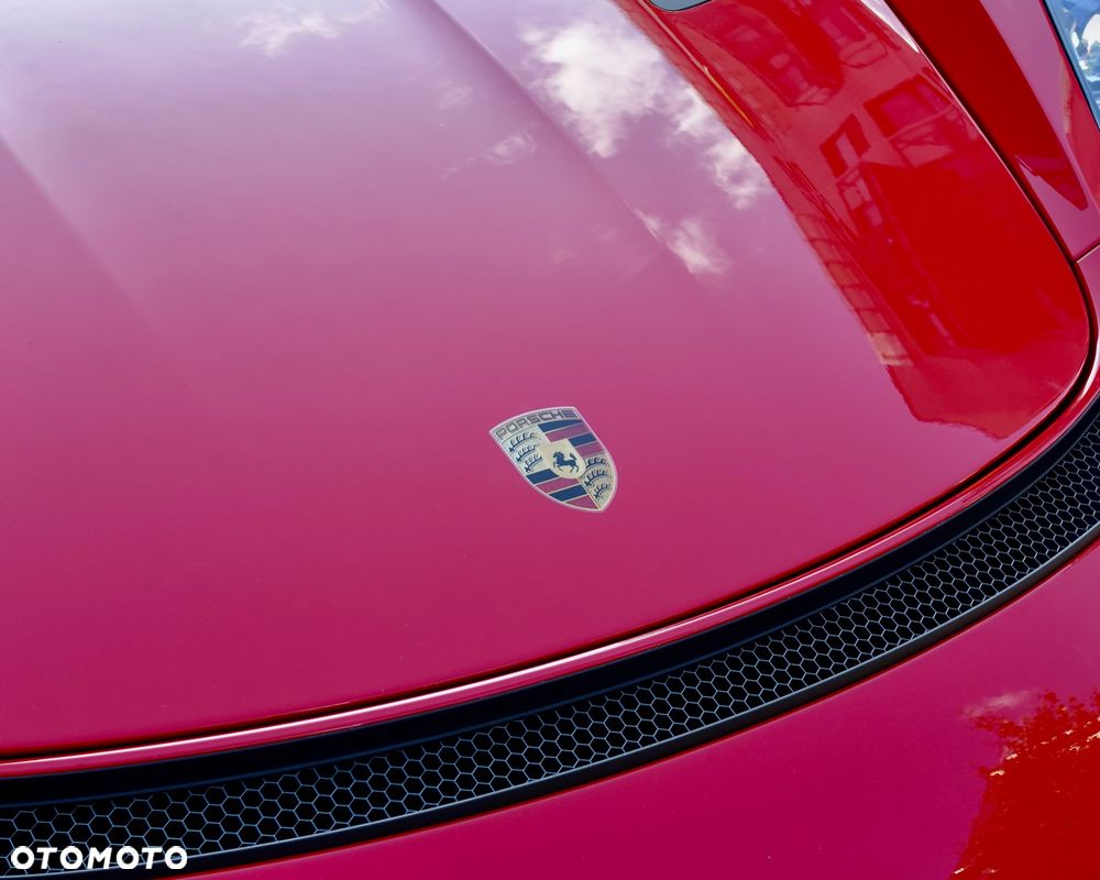 Porsche 718 Spyder - 13