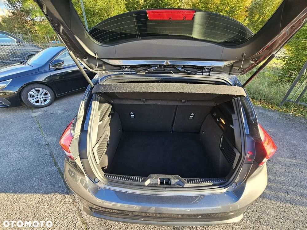 Ford Focus - 38