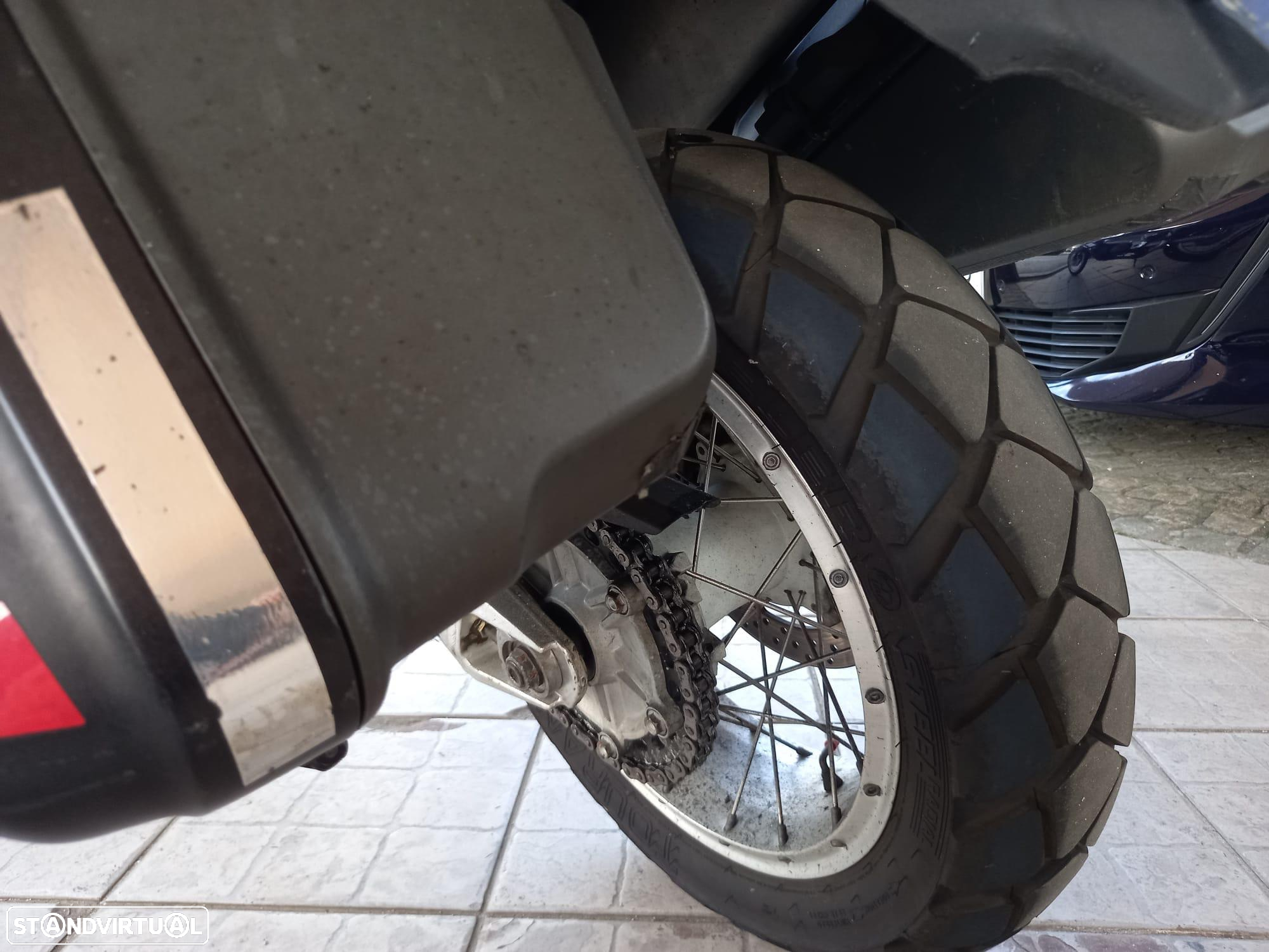 Aprilia Caponord - 5