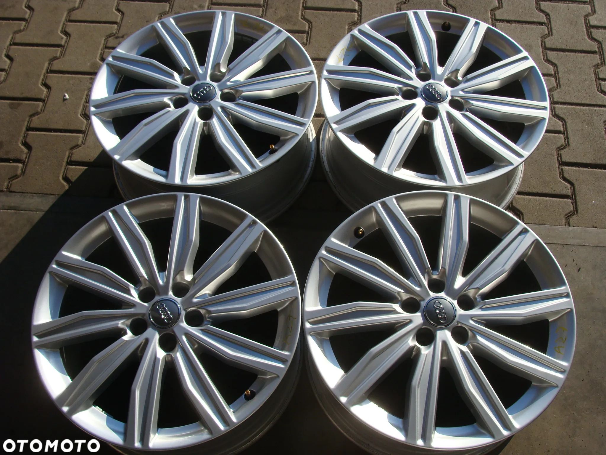 A27 5x112 Audi A6 C8 C6 C7 Q5 FY 8R A4 B7 B8 B9 Q2 Q3 8jx19 et39 - 1