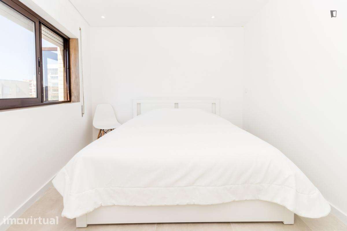 Quarto - localizado em Póvoa de Varzim Porto - Grande imagem: 3/20