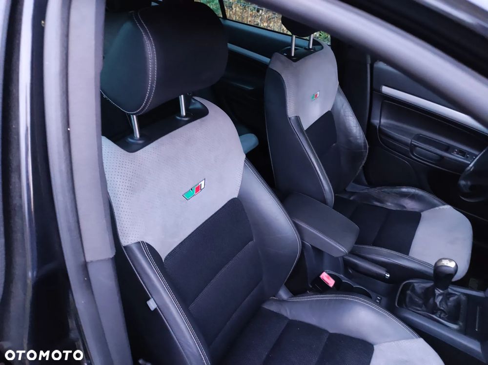 Skoda Octavia 2.0 TDI DPF RS - 9