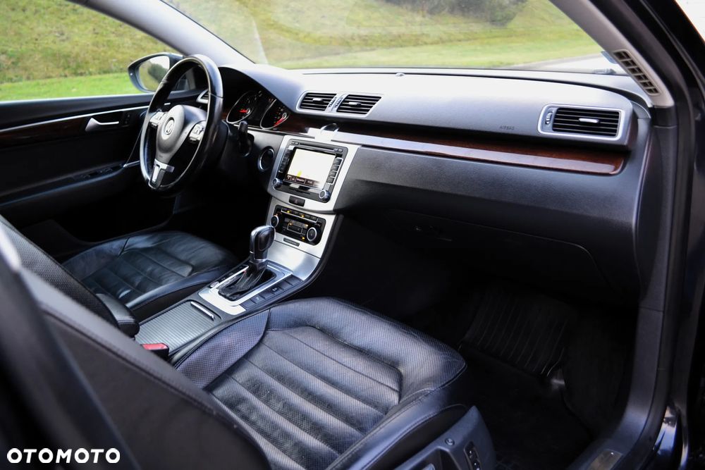 Volkswagen Passat 2.0 TDI DPF Highline DSG - 10