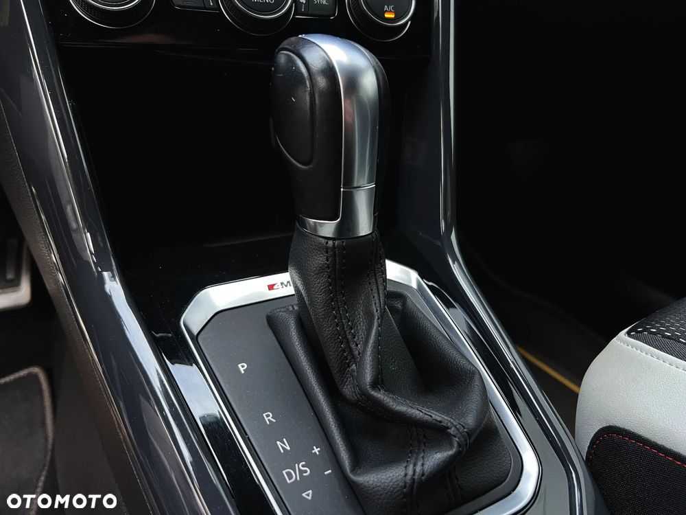 Volkswagen T-Roc 2.0 TSI OPF 4MOTION DSG Sport - 32