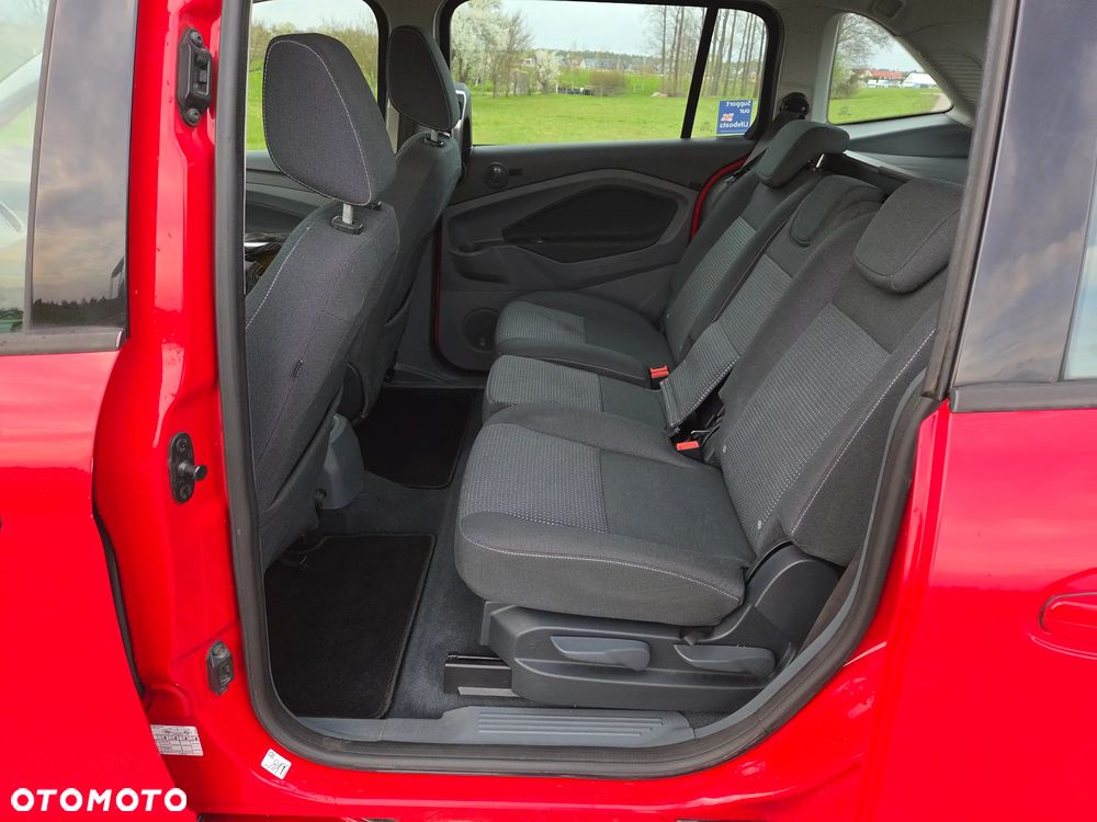 Ford Grand C-MAX - 8