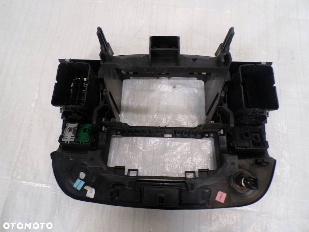 RENAULT TRAFIC III VIVARO B RAMKA ŚRODKOWA RADIA PANELU PRZYCISK - 4