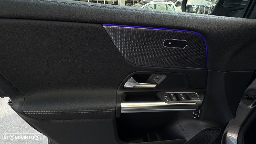 Mercedes-Benz EQA 250 - 9