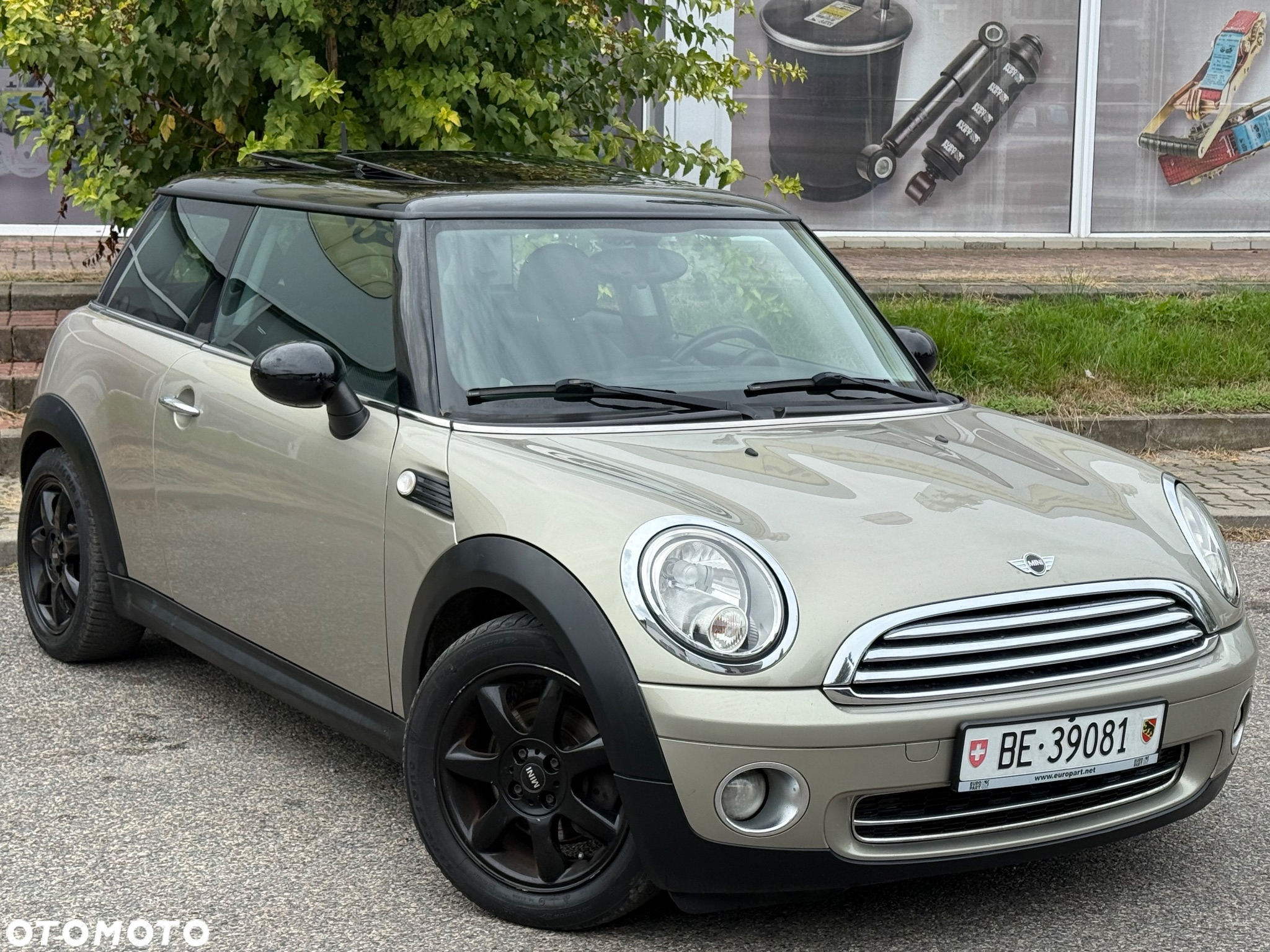 MINI Cooper Standard - 5
