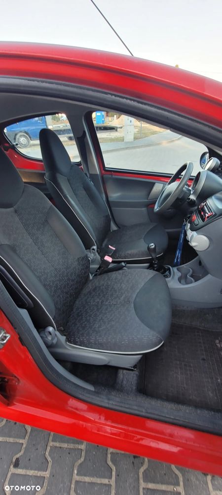 Peugeot 107 1.0 Trendy - 13