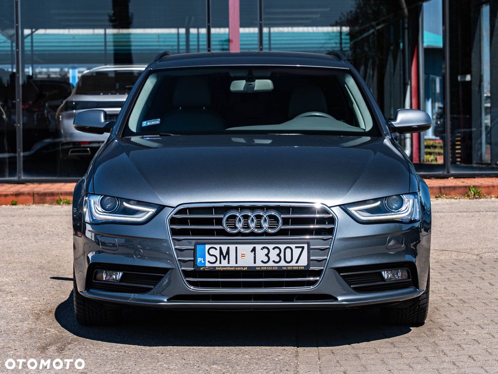 Audi A4 Avant 2.0 TDI DPF clean diesel multitronic Attraction - 18