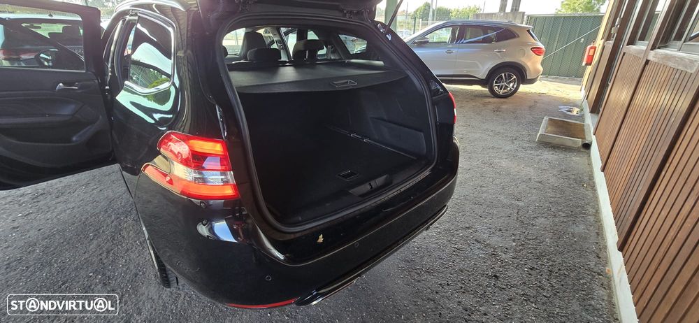 Peugeot 308 SW 1.5 BlueHDi GT Pack EAT8 - 30