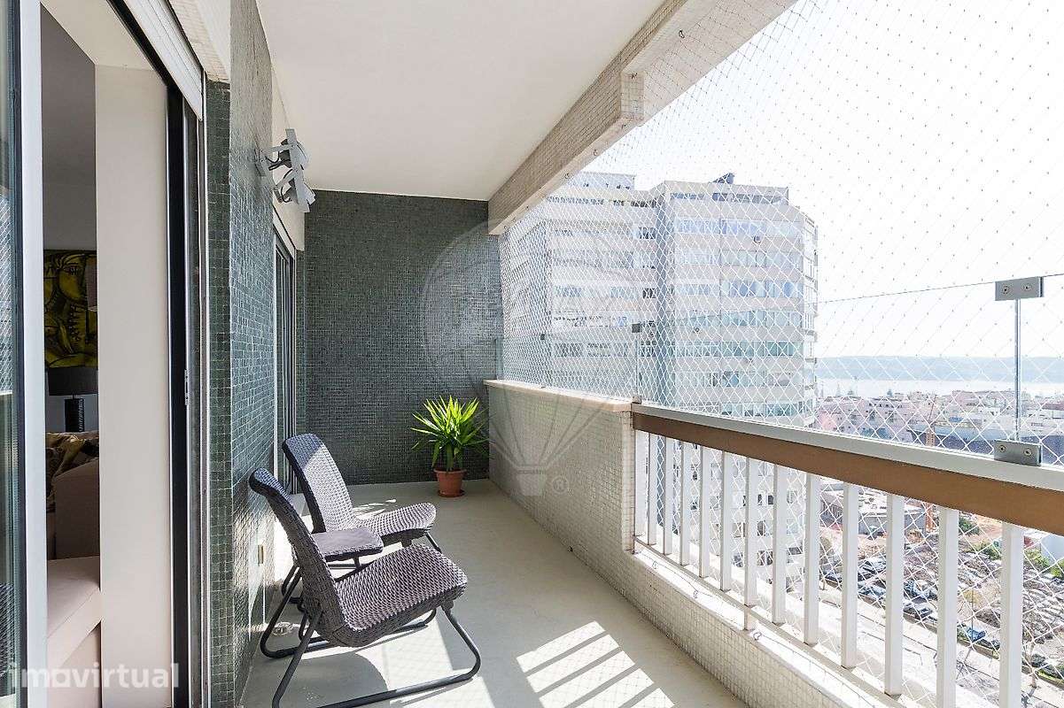 Apartamento T5 para venda - Grande imagem: 2/16