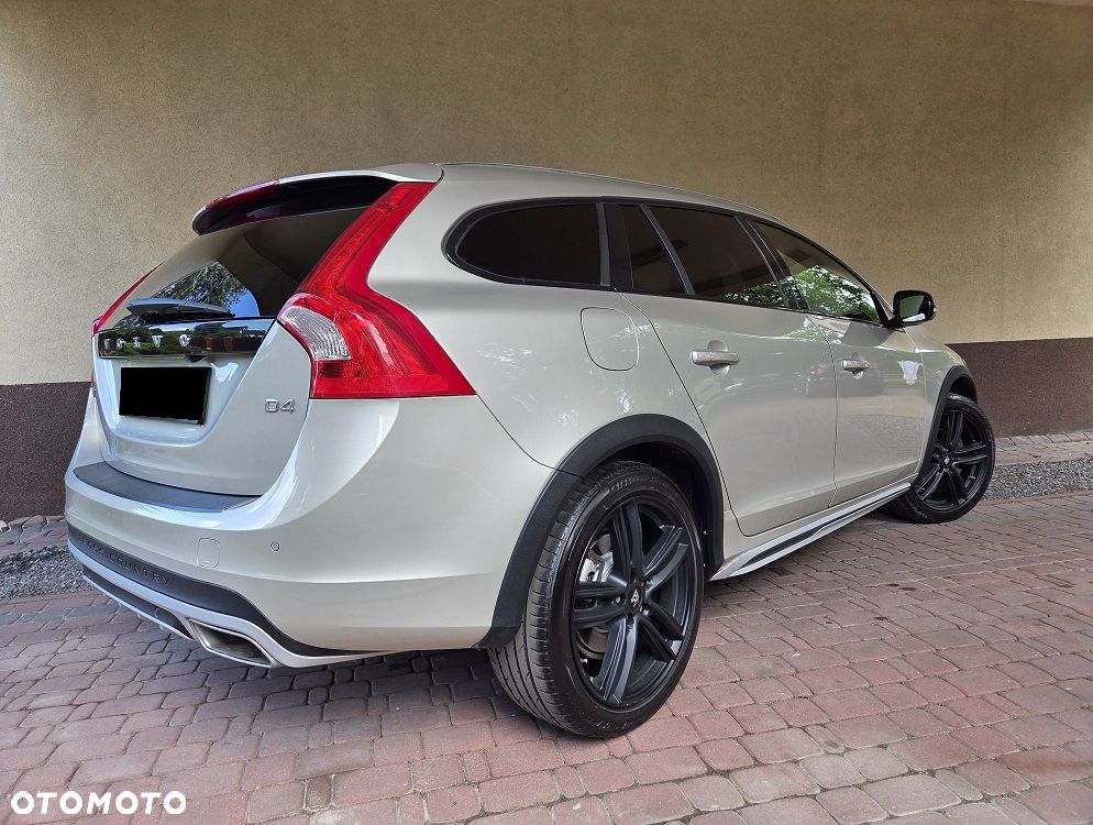 Volvo V60 Cross Country D4 Geartronic - 12