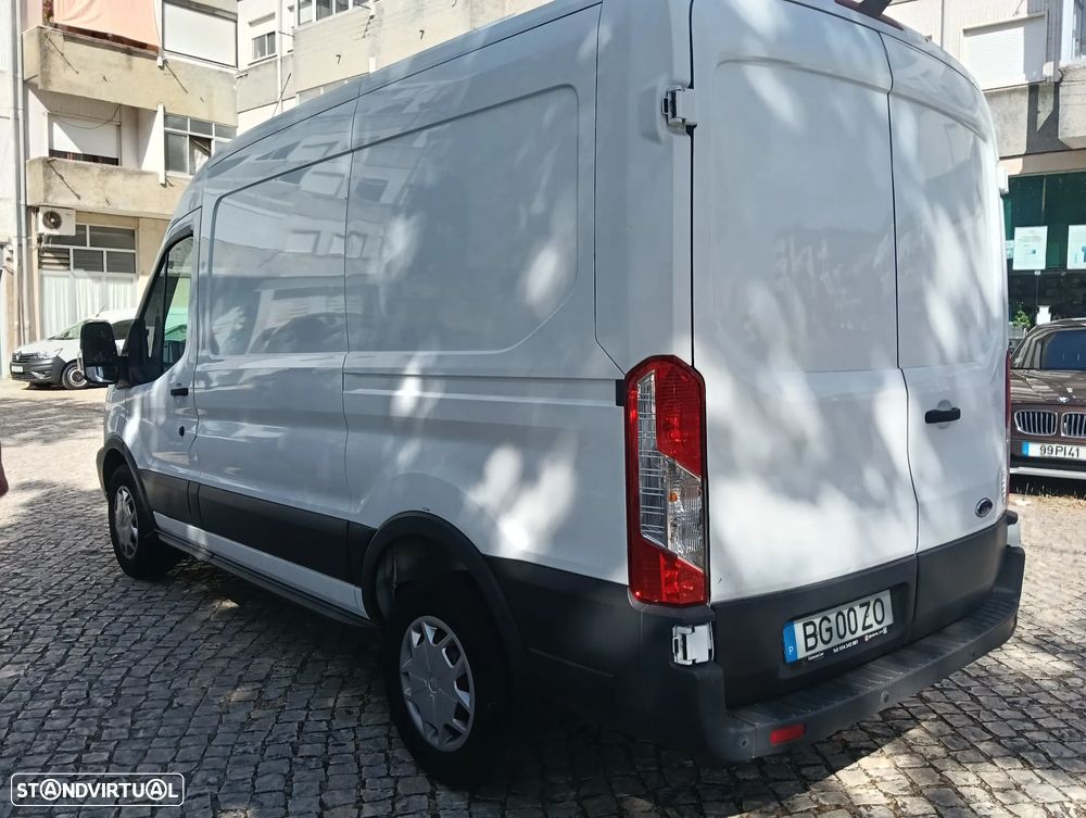 Ford Transit - 25