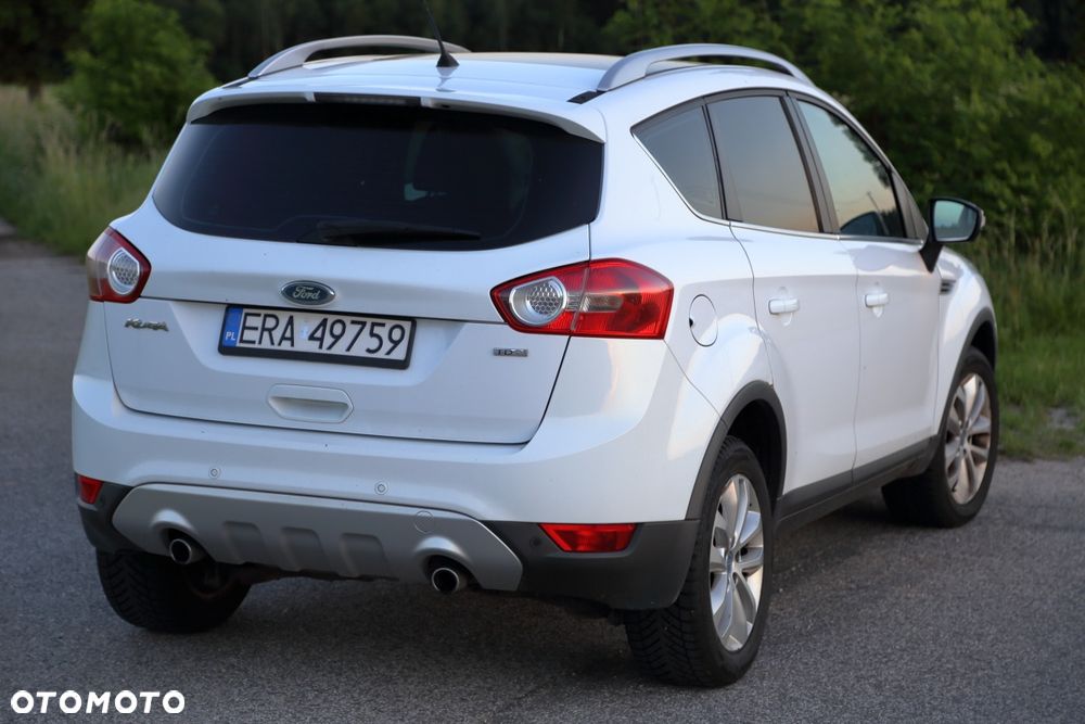 Ford Kuga - 2