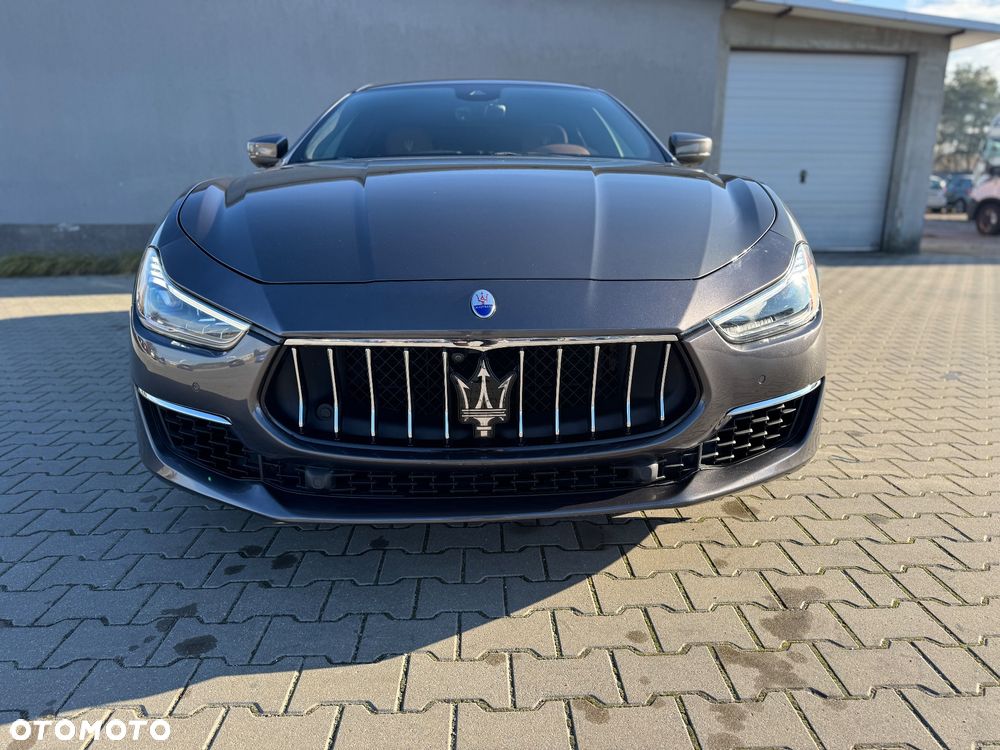 Maserati Ghibli S - 11