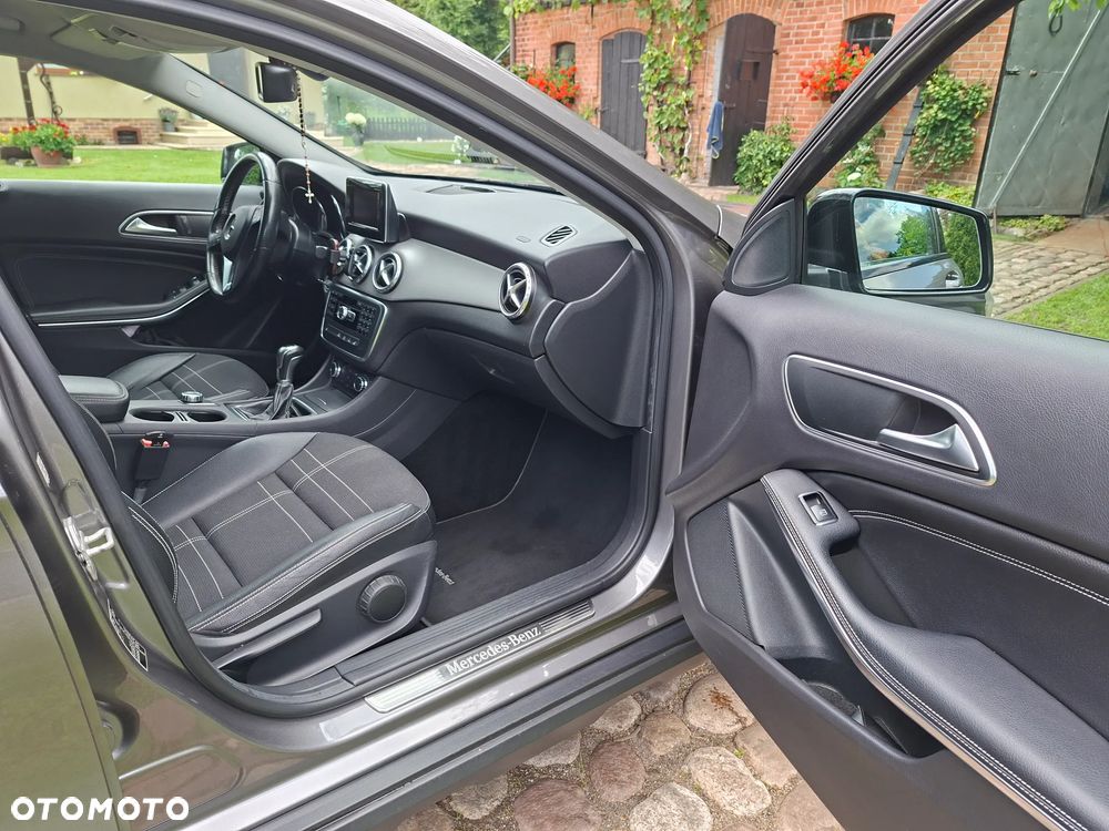 Mercedes-Benz GLA - 7