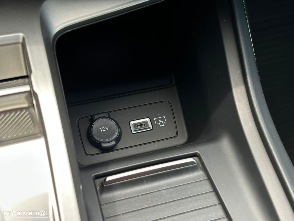 Peugeot 408 1.6 Hybrid GT e-EAT8 - 26