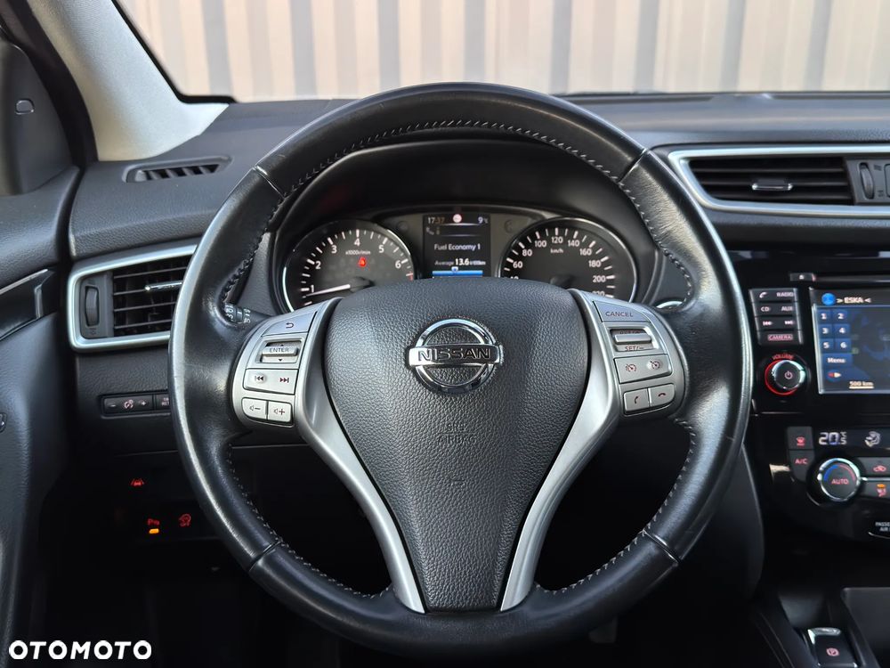 Nissan Qashqai 1.6 Tekna CVT - 26