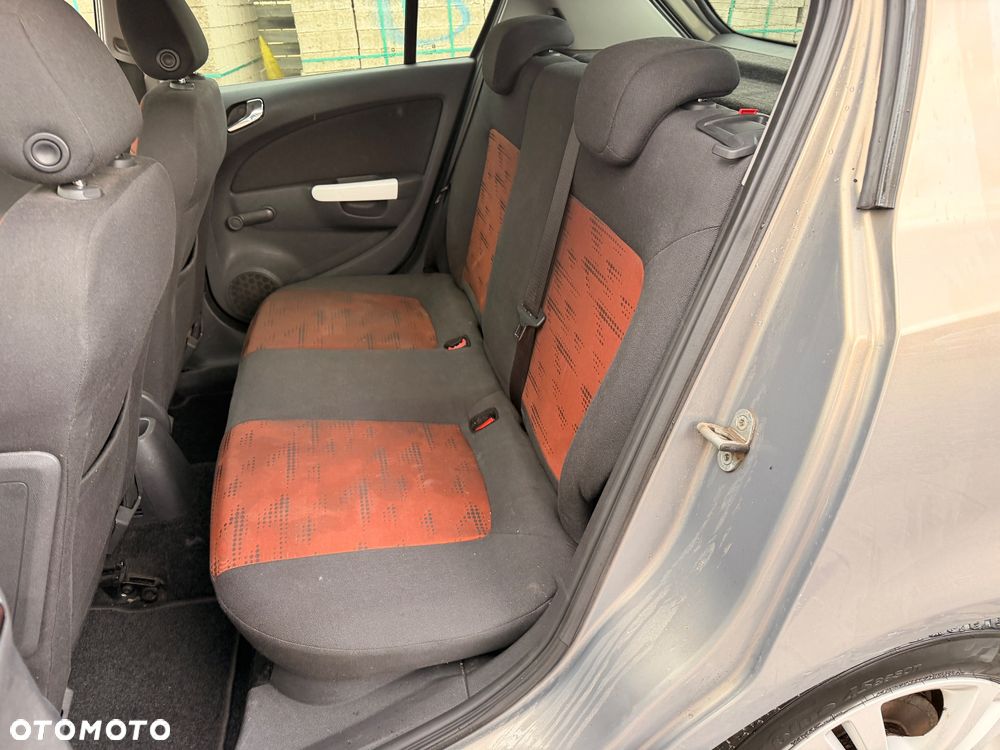 Opel Corsa - 4